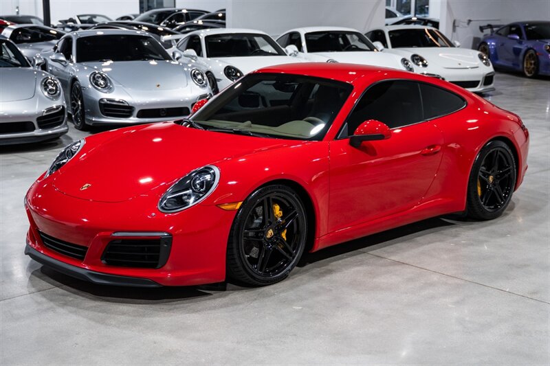 2017 Porsche 911 Carrera  