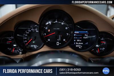2017 Porsche 911 Carrera   - Photo 17 - Riviera Beach, FL 33407