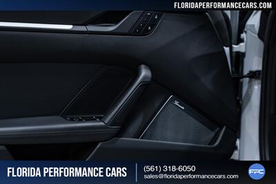 2024 Porsche 911 Carrera T   - Photo 24 - Riviera Beach, FL 33407