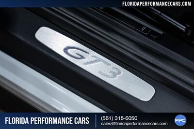 2018 Porsche 911 GT3   - Photo 27 - Riviera Beach, FL 33407