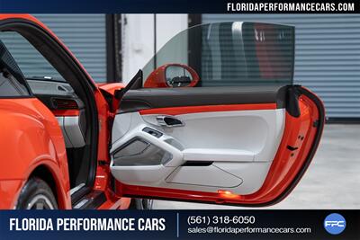 2016 Porsche 911 Turbo S   - Photo 38 - Riviera Beach, FL 33407