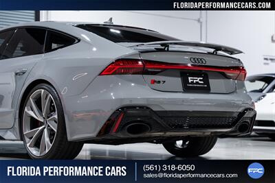 2021 Audi RS 7 4.0T quattro - Photo 17 - Riviera Beach, FL 33407