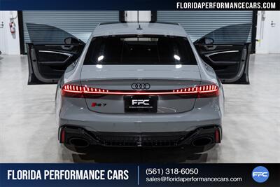 2021 Audi RS 7 4.0T quattro - Photo 44 - Riviera Beach, FL 33407