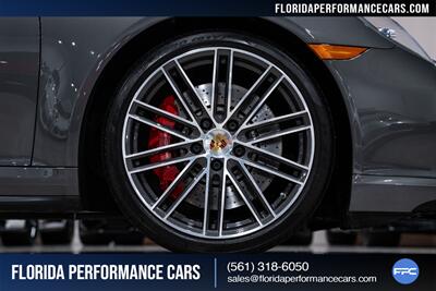 2017 Porsche 911 Turbo   - Photo 42 - Riviera Beach, FL 33407