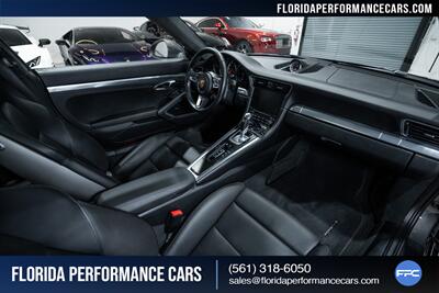2017 Porsche 911 Turbo   - Photo 28 - Riviera Beach, FL 33407
