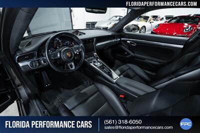 2017 Porsche 911 Turbo   - Photo 18 - Riviera Beach, FL 33407