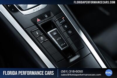 2017 Porsche 911 Turbo   - Photo 47 - Riviera Beach, FL 33407