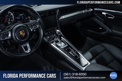 2017 Porsche 911 Turbo   - Photo 46 - Riviera Beach, FL 33407