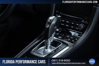 2017 Porsche 911 Turbo   - Photo 55 - Riviera Beach, FL 33407