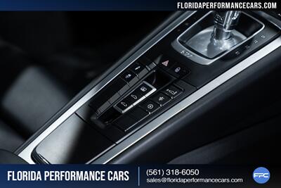 2017 Porsche 911 Turbo   - Photo 54 - Riviera Beach, FL 33407