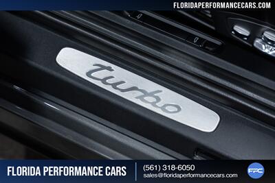 2017 Porsche 911 Turbo   - Photo 60 - Riviera Beach, FL 33407