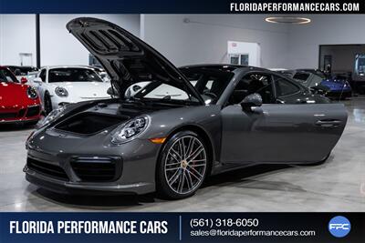 2017 Porsche 911 Turbo   - Photo 32 - Riviera Beach, FL 33407