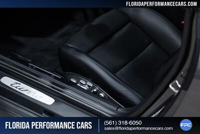 2017 Porsche 911 Turbo   - Photo 25 - Riviera Beach, FL 33407