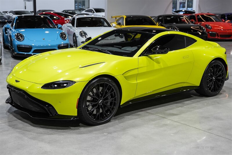 2023 Aston Martin Vantage V8  