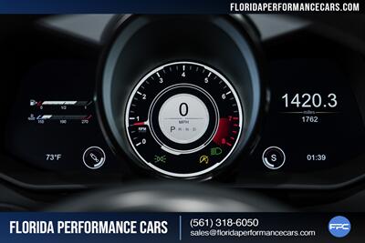 2023 Aston Martin Vantage V8   - Photo 18 - Riviera Beach, FL 33407