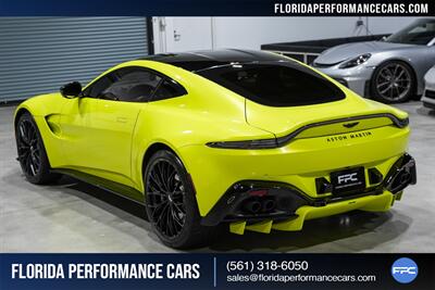 2023 Aston Martin Vantage V8   - Photo 4 - Riviera Beach, FL 33407