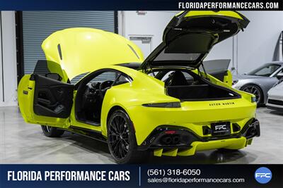 2023 Aston Martin Vantage V8   - Photo 38 - Riviera Beach, FL 33407