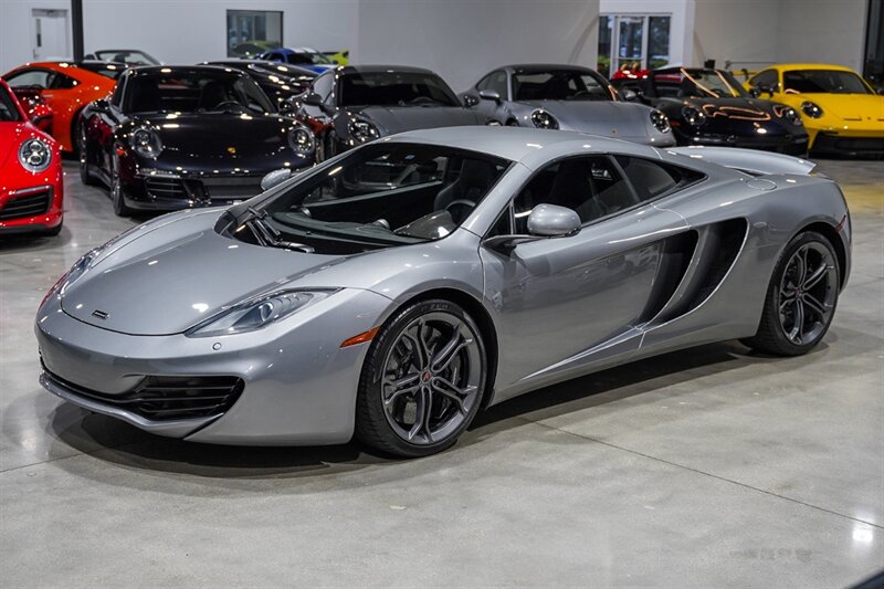 2012 McLaren MP4-12C  