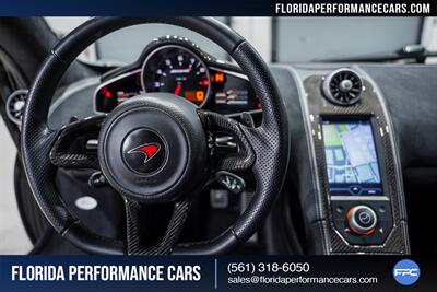 2012 McLaren MP4-12C   - Photo 29 - Riviera Beach, FL 33407