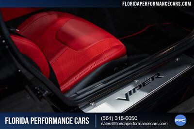 2013 Dodge SRT Viper GTS   - Photo 30 - Riviera Beach, FL 33407