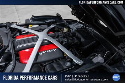 2013 Dodge SRT Viper GTS   - Photo 40 - Riviera Beach, FL 33407