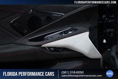 2023 Chevrolet Corvette Z06   - Photo 23 - Riviera Beach, FL 33407