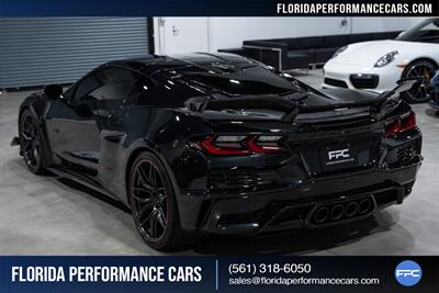 2023 Chevrolet Corvette Z06   - Photo 4 - Riviera Beach, FL 33407