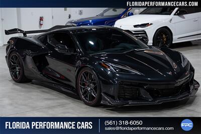 2023 Chevrolet Corvette Z06   - Photo 8 - Riviera Beach, FL 33407