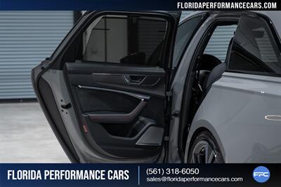 2022 Audi RS 6 Avant 4.0T quattro Avant - Photo 27 - Riviera Beach, FL 33407