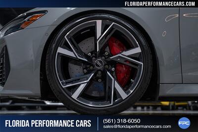 2022 Audi RS 6 Avant 4.0T quattro Avant - Photo 11 - Riviera Beach, FL 33407