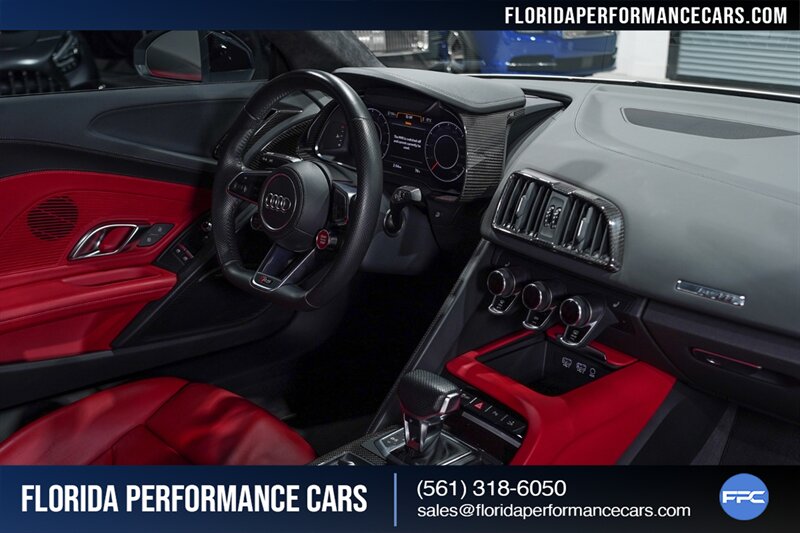 2018 Audi R8 5.2 V10 RWS   - Photo 53 - Riviera Beach, FL 33407