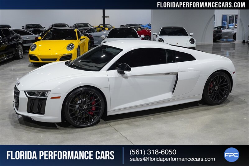 2018 Audi R8 5.2 V10 RWS   - Photo 2 - Riviera Beach, FL 33407