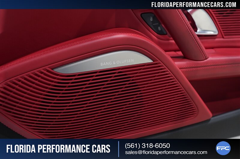 2018 Audi R8 5.2 V10 RWS   - Photo 61 - Riviera Beach, FL 33407