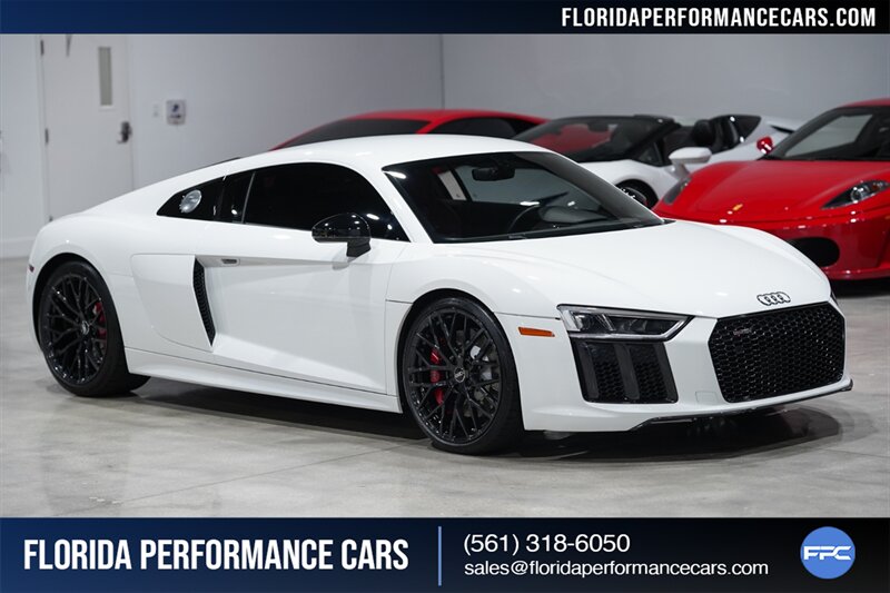 2018 Audi R8 5.2 V10 RWS   - Photo 17 - Riviera Beach, FL 33407