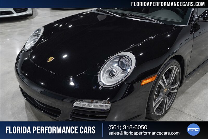 2012 Porsche 911 Black Edition   - Photo 12 - Riviera Beach, FL 33407