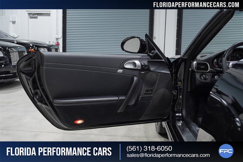 2012 Porsche 911 Black Edition   - Photo 25 - Riviera Beach, FL 33407