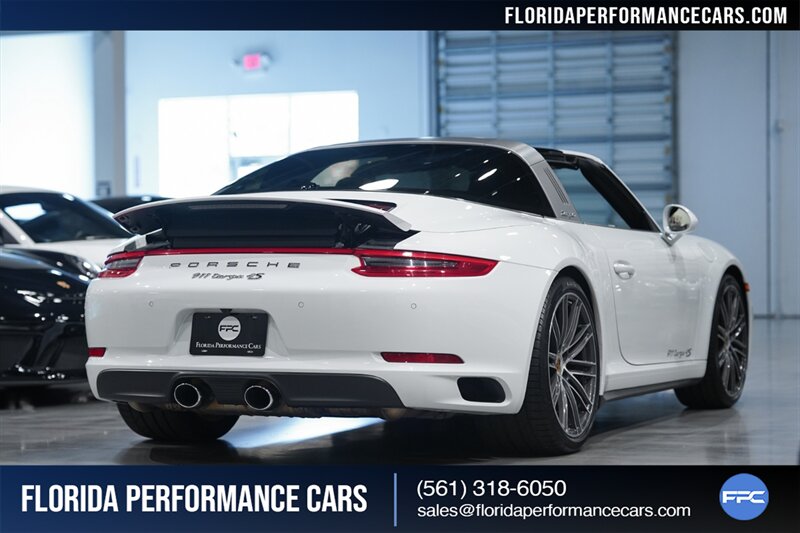 2017 Porsche 911 Targa 4S   - Photo 8 - Riviera Beach, FL 33407