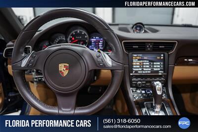 2015 Porsche 911 Turbo S   - Photo 22 - Riviera Beach, FL 33407