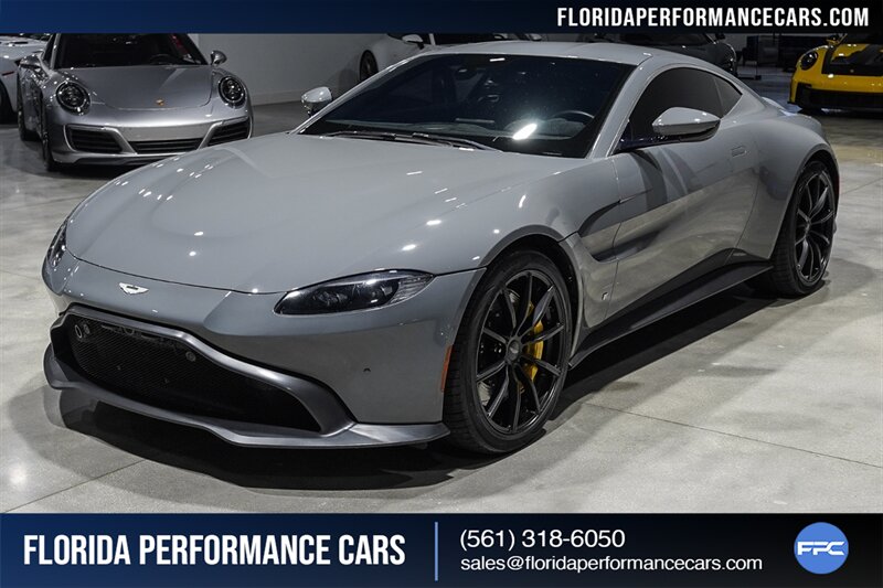 2019 Aston Martin Vantage   - Photo 1 - Riviera Beach, FL 33407