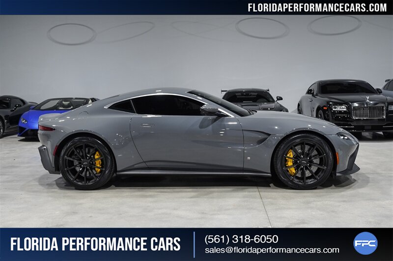 2019 Aston Martin Vantage   - Photo 7 - Riviera Beach, FL 33407