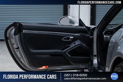 2017 Porsche 911 Targa 4S - Photo 27 - Riviera Beach, FL 33407