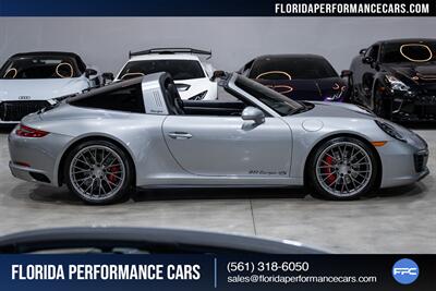 2017 Porsche 911 Targa 4S - Photo 8 - Riviera Beach, FL 33407