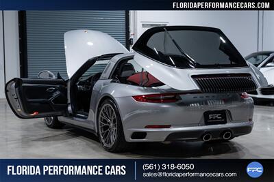 2017 Porsche 911 Targa 4S - Photo 36 - Riviera Beach, FL 33407