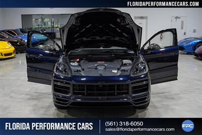 2023 Porsche Cayenne Turbo GT   - Photo 43 - Riviera Beach, FL 33407