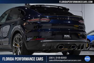 2023 Porsche Cayenne Turbo GT   - Photo 16 - Riviera Beach, FL 33407