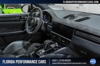 2023 Porsche Cayenne Turbo GT - Photo 59 - Riviera Beach, FL 33407
