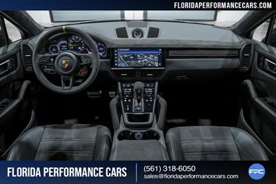 2023 Porsche Cayenne Turbo GT - Photo 21 - Riviera Beach, FL 33407