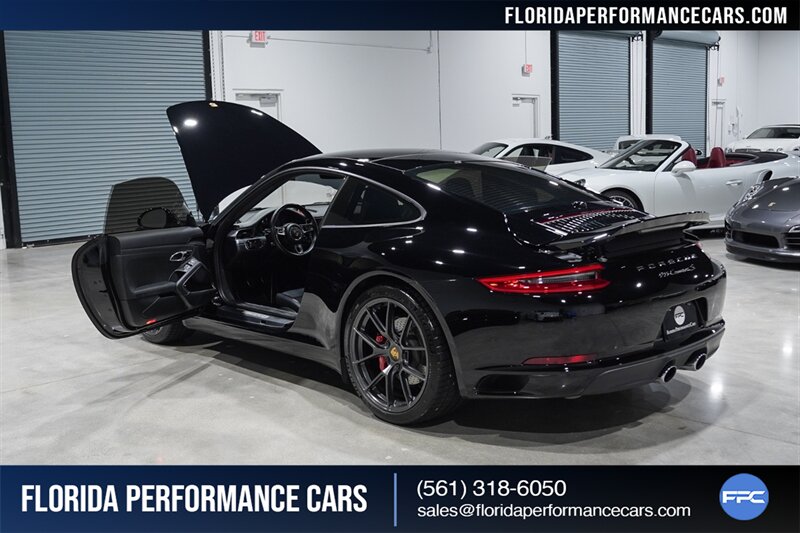 2017 Porsche 911 Carrera S   - Photo 35 - Riviera Beach, FL 33407