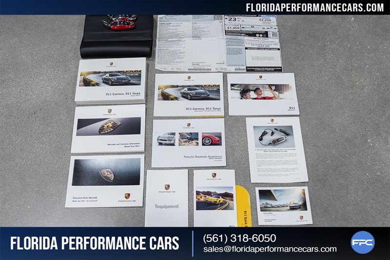 2017 Porsche 911 Carrera S   - Photo 18 - Riviera Beach, FL 33407