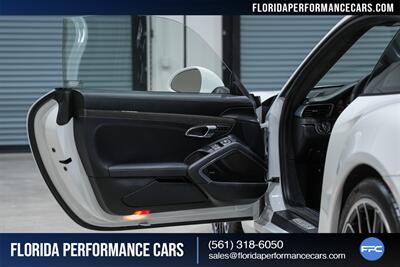 2014 Porsche 911 Turbo S   - Photo 21 - Riviera Beach, FL 33407